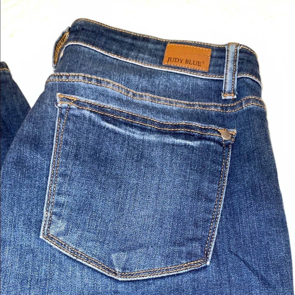 Judy Blue Straight Fit Classic Dark Wash Denim Jeans.  Size 11/30. EUC